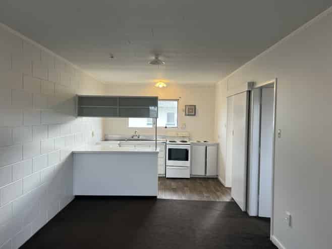 4/239 Old Farm Road, Hamilton East