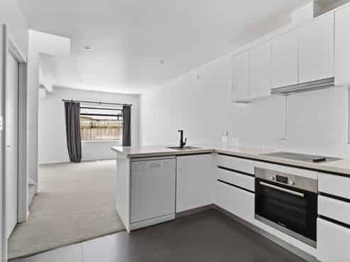 2/36 Blackburn Street, Frankton