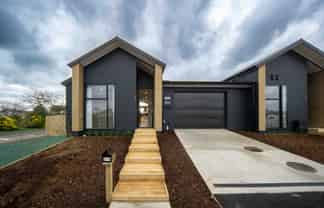 3/4 Bremworth Avenue, Dinsdale