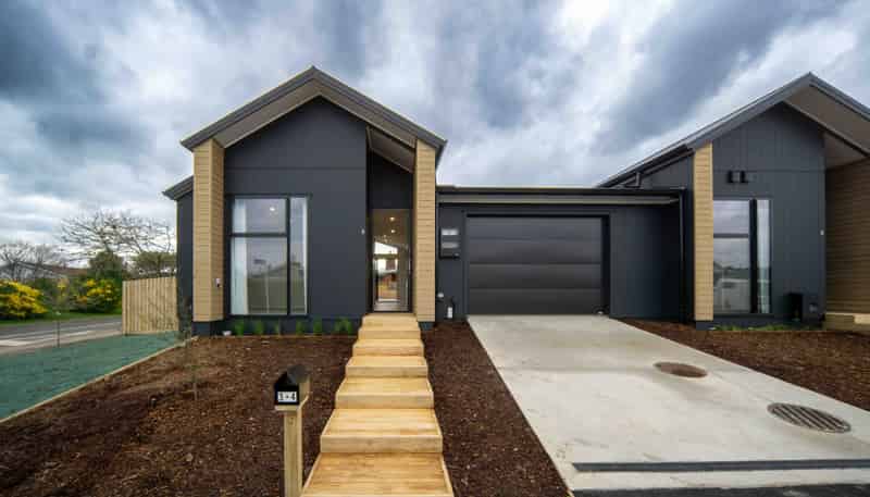 3/4 Bremworth Avenue, Dinsdale