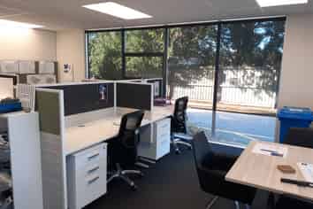 Hillmorton Office with Parking 