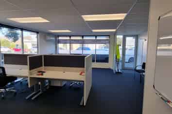 Hillmorton Office with Parking 