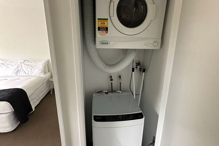 Fully Furnished 2bed - Hospital Location - Mehr