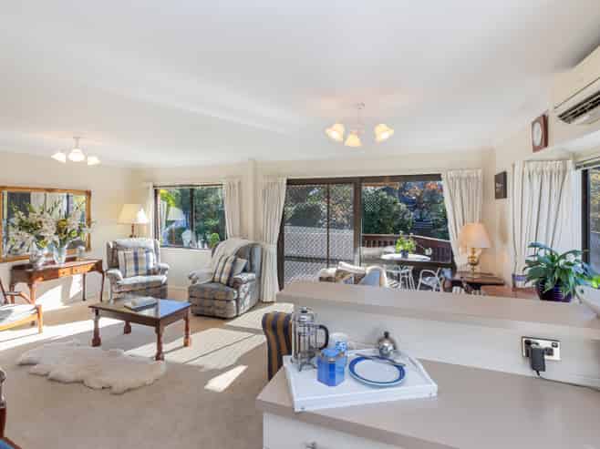 73A Mays Road, Saint Albans