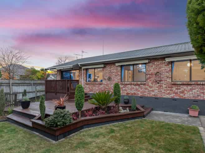 73A Mays Road, Saint Albans