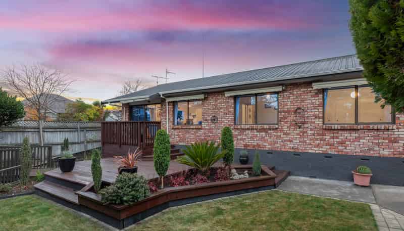 73A Mays Road, Saint Albans