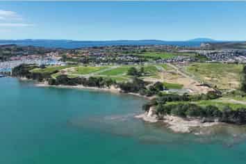 3 Daisy Burrell Drive, Gulf Harbour