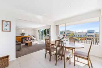 17 Tanoa Place, Glendene