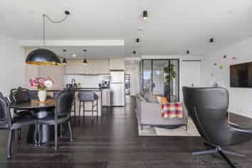 602/8 Kingsland Terrace, Kingsland