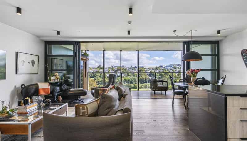602/8 Kingsland Terrace, Kingsland