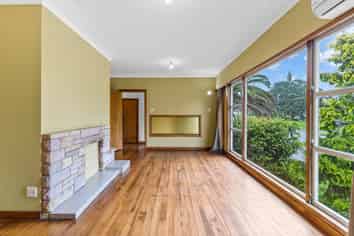 160 Carrington Road , Mount Albert