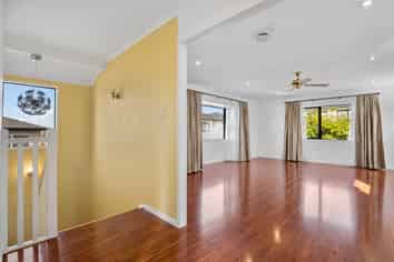 103 Golf Road , New Lynn