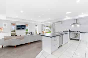 22 Everest Way, SPRINGSTON