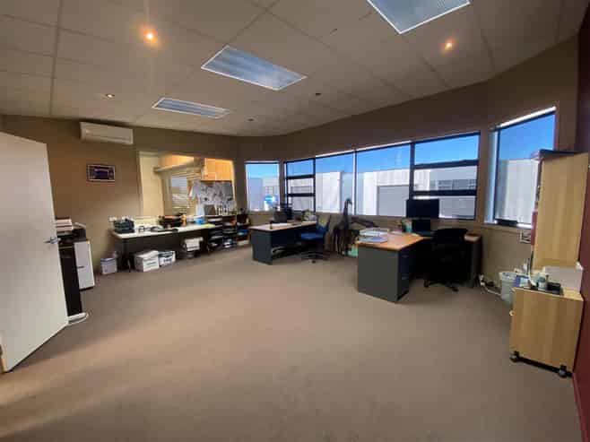 Tidy Industrial Close to SH1C