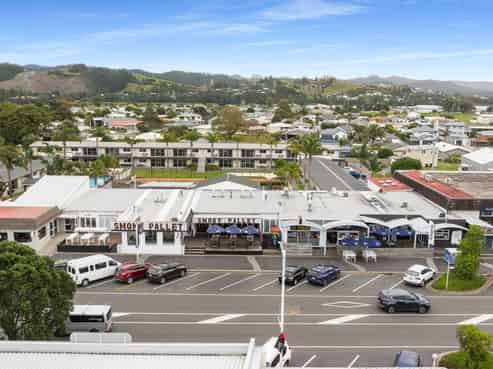 Where Astute Investment Meets Coastal Growth 
