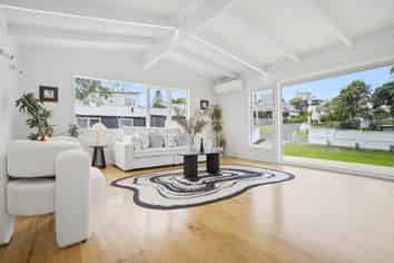 274 Beach Road, Campbells Bay