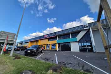 High-Profile Road Front Opportunity