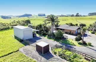 242 Baylys Coast Road, Dargaville