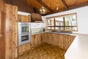 242 Baylys Coast Road, Dargaville