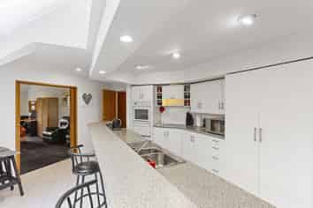 49 Oregon Place, Burwood