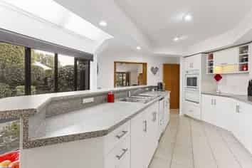49 Oregon Place, Burwood