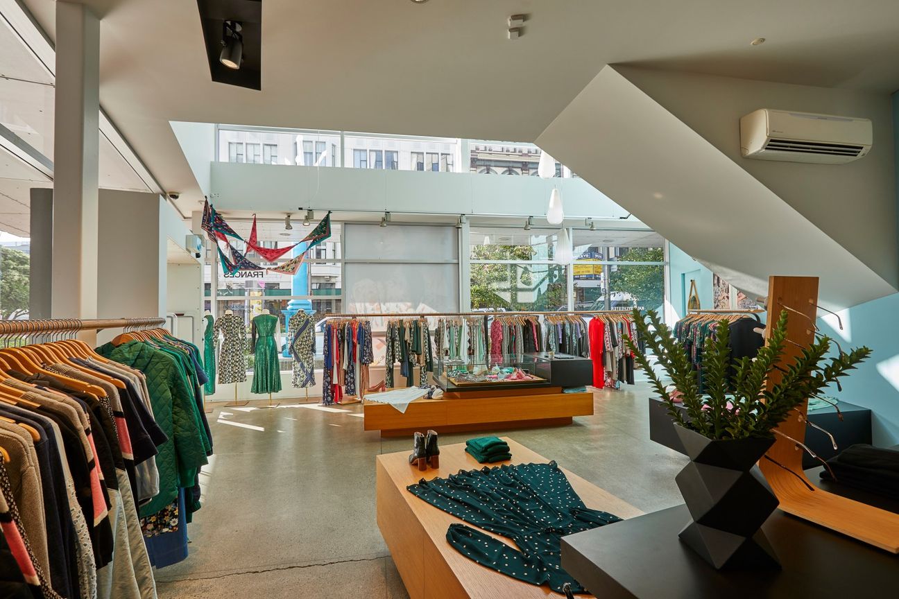 Beautiful Cuba Street retail - Vista 5