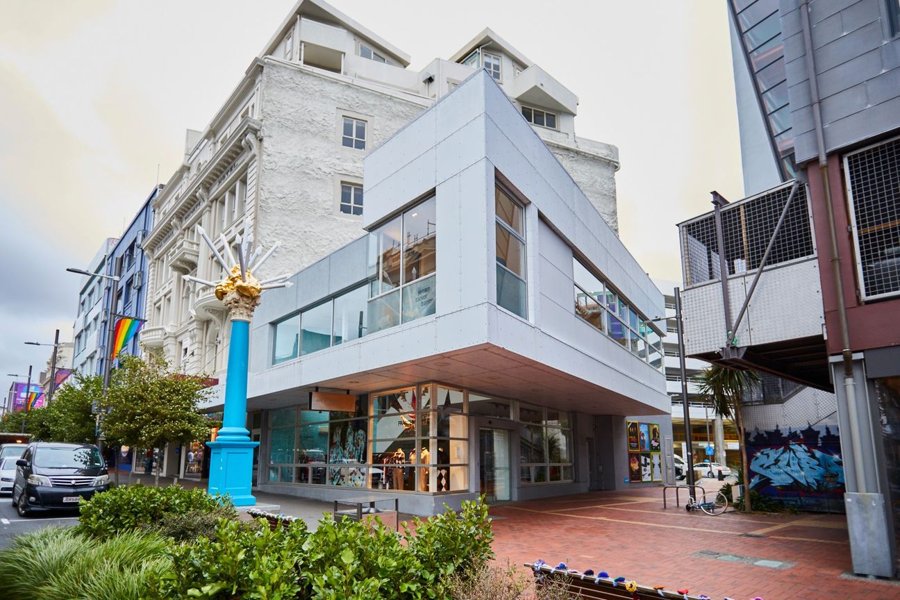 Beautiful Cuba Street retail - Vista 6