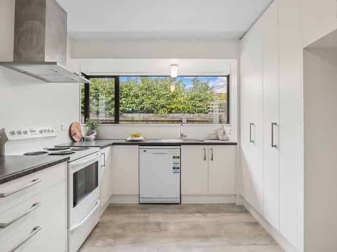 2/112 Edward Avenue, Saint Albans