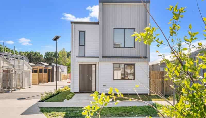A/24 Clayden Shuttleworth Street, Takanini