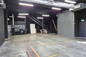 Ground Floor Office with Warehouse