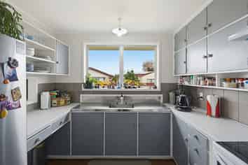 46 Tania Crescent, Western Heights