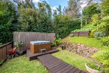 6 Puketiro Place, Paihia