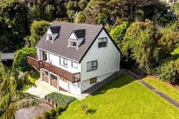 6 Puketiro Place, Paihia