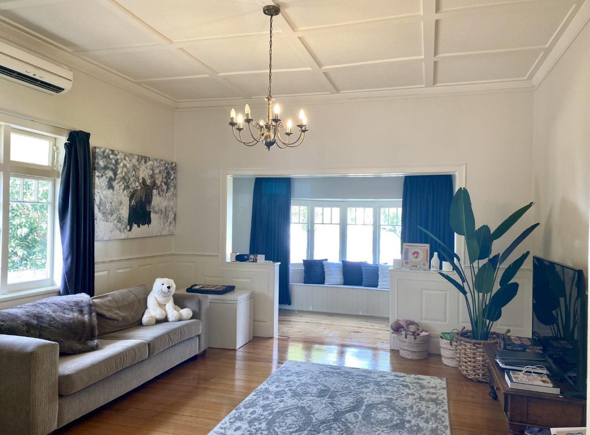 Stunning Character Home – pohled 4