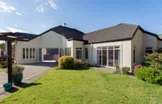 22 Heritage Crescent, RICHMOND