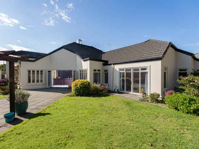 22 Heritage Crescent, RICHMOND