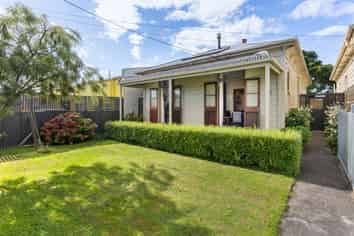 32 Dunstan Street, Otaki