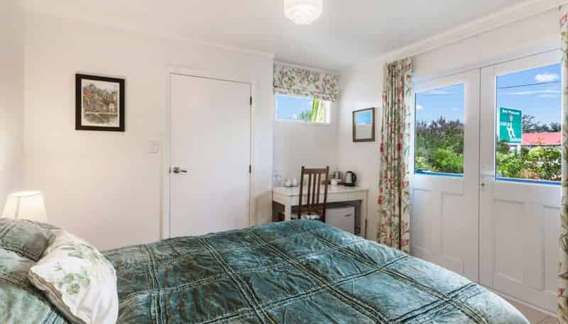 Bedroom 2/173 Waihi Road, Hawera