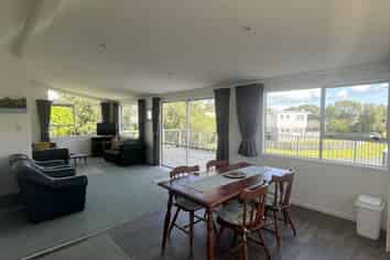 20 Hardy Place , Cooks Beach