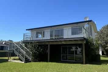 20 Hardy Place , Cooks Beach