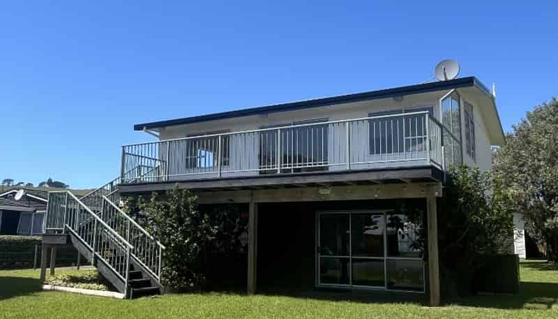 20 Hardy Place , Cooks Beach