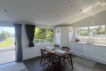 20 Hardy Place , Cooks Beach