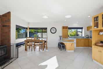 11 Fern Grove, Taradale