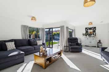 11 Fern Grove, Taradale