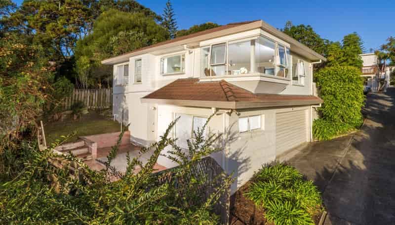 30 Newhaven Terrace, Mairangi Bay