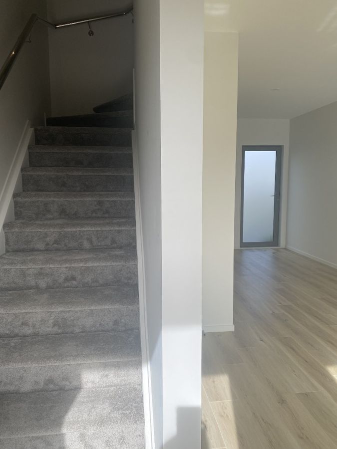 Brand New Two Bedroom Townhouse with 1.5 bathrooms - Mehr