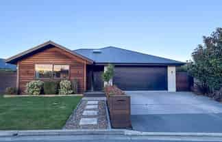 13 Sunline Avenue, Lincoln