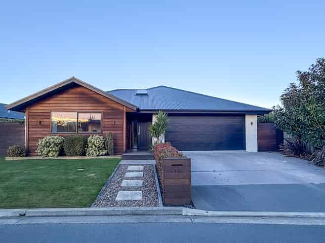 13 Sunline Avenue, Lincoln