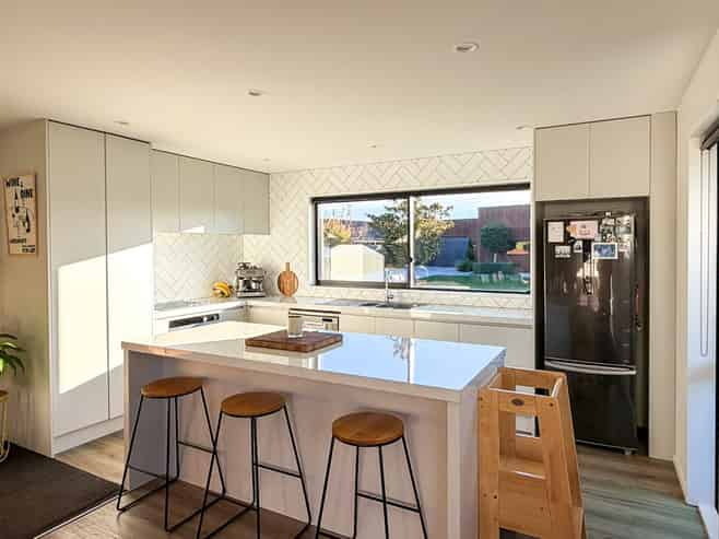13 Sunline Avenue, Lincoln