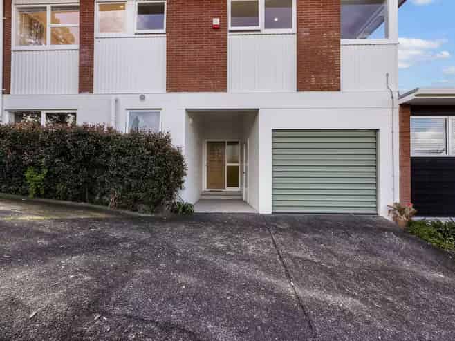 3/4 Beach Road, Castor Bay